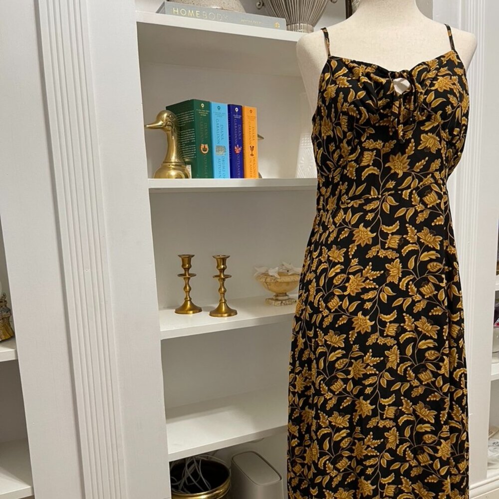 Midi gold and black dress